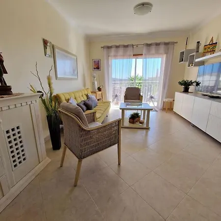 Cosy Flat In Oasis Parque 아파트